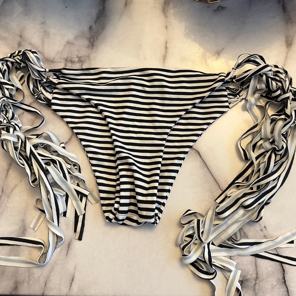 Mikoh black and white striped string bikini bottom size small